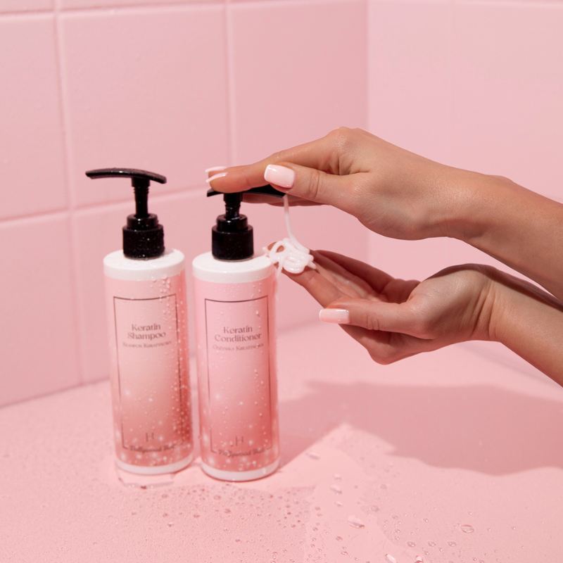 Acondicionador Hollywood Hair con Keratina Hidrolizada y Pantenol – Regeneración y Brillo 300 ml